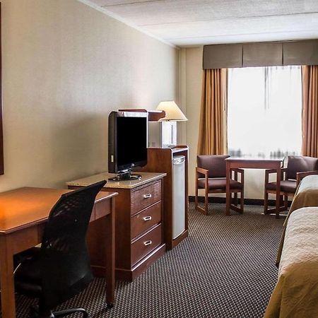 Baymont By Wyndham Youngstown Eksteriør billede